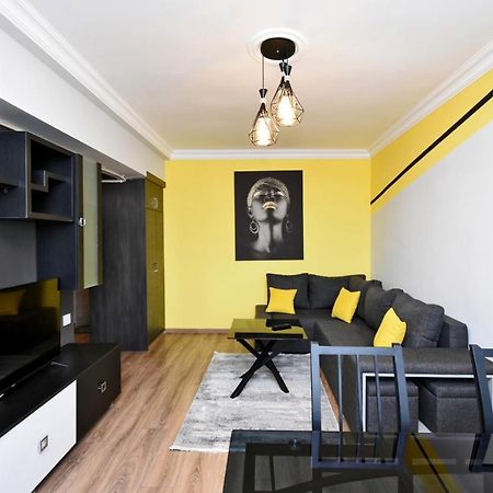 Positive Apartment In Center Of Yerevan City Eksteriør billede